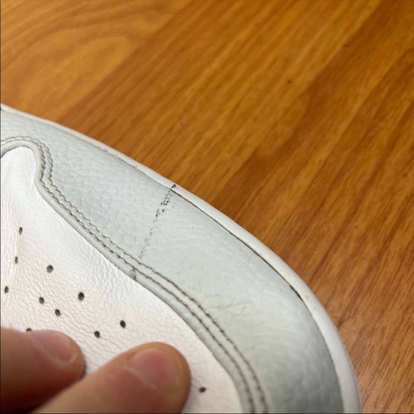 Jordan 1 Mid - Picture 9 of 9